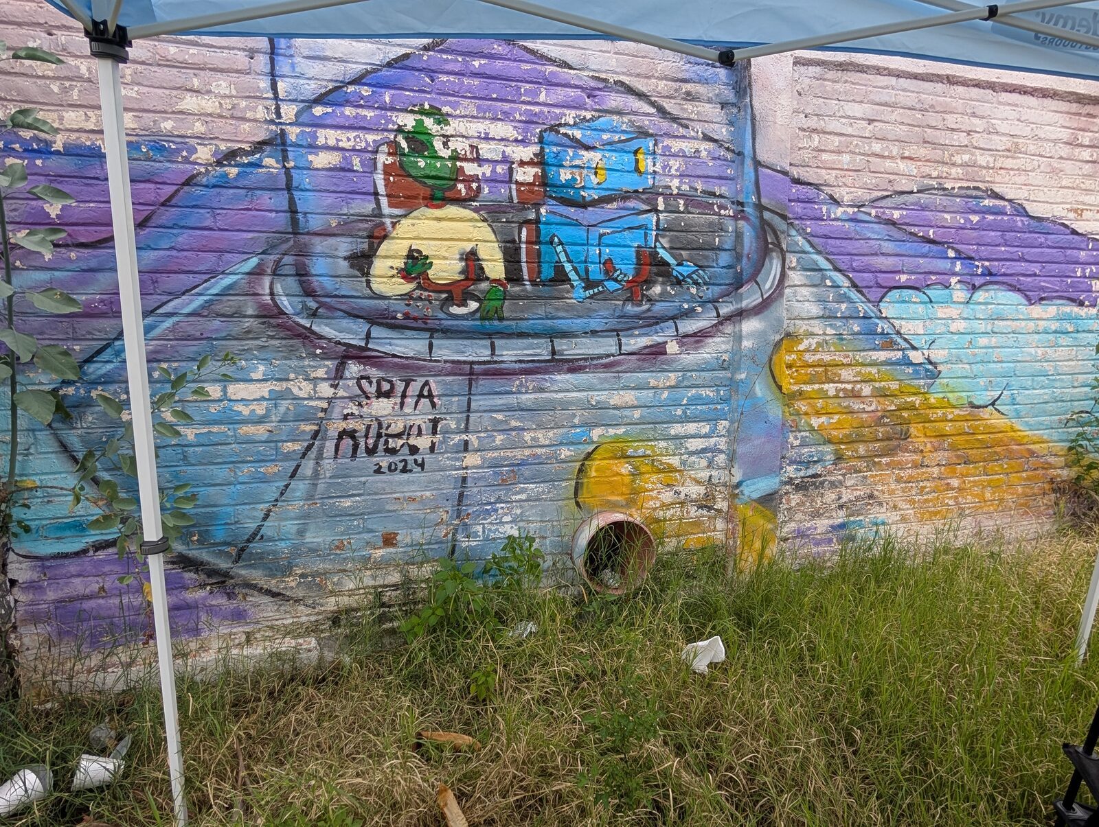 Aliens on a flying saucer