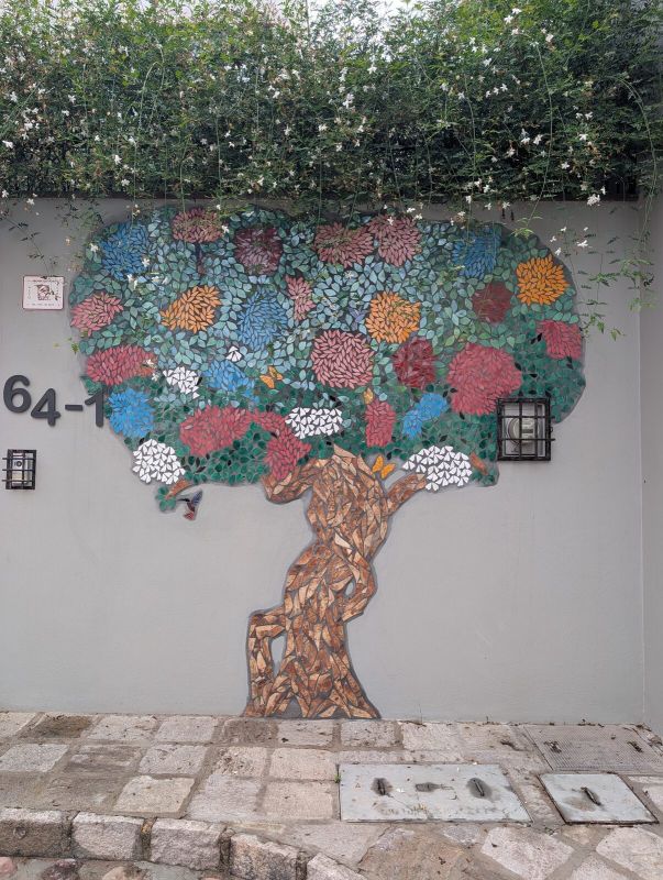Mosaic flowering tree