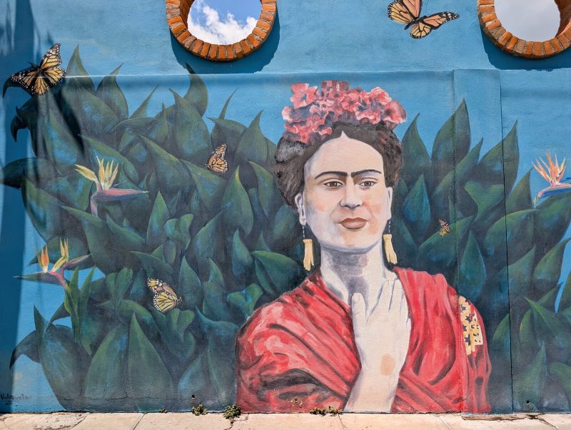 Frida and monarchs