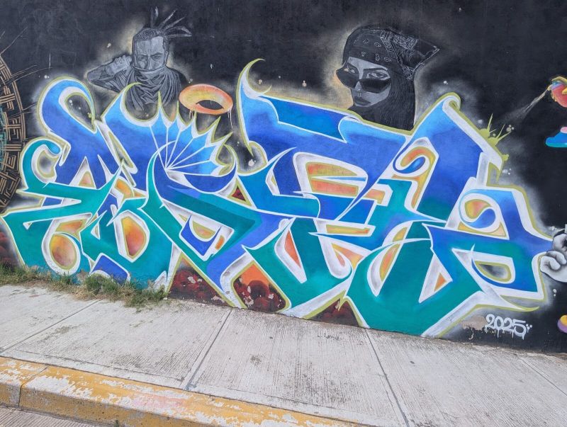 Teal wildstyle piece