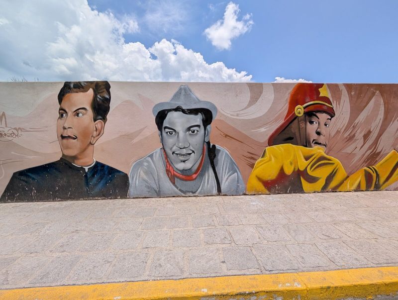Three Cantinflas