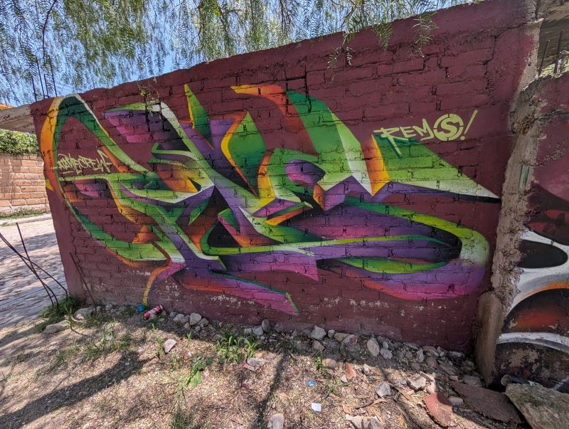Green and violet wildstyle